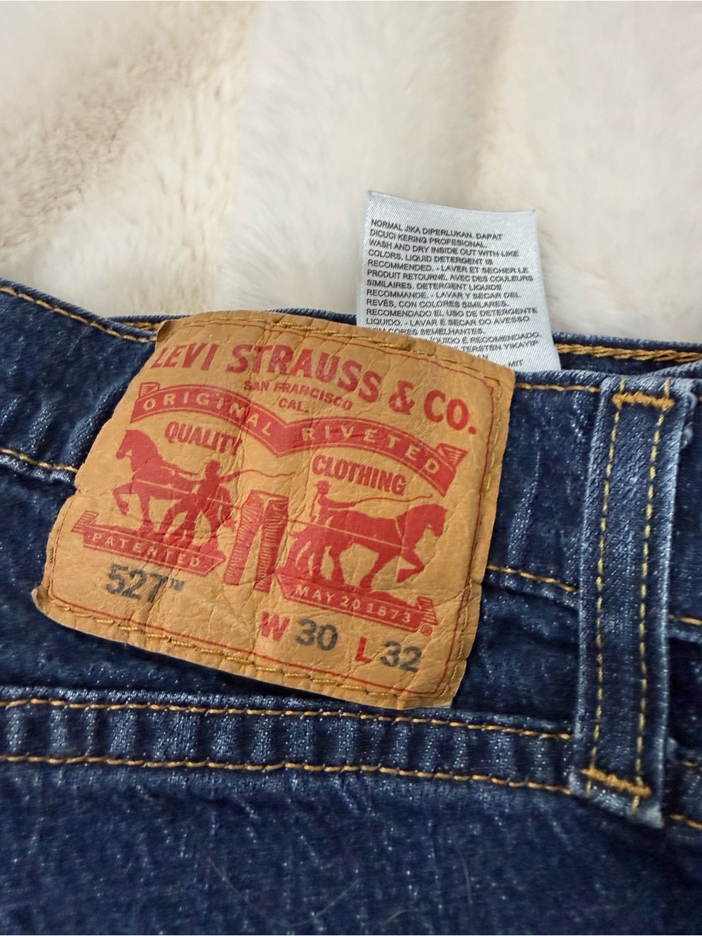 Levi's Men's Dark Blue Skinny Jeans with Tan Leather Patch
